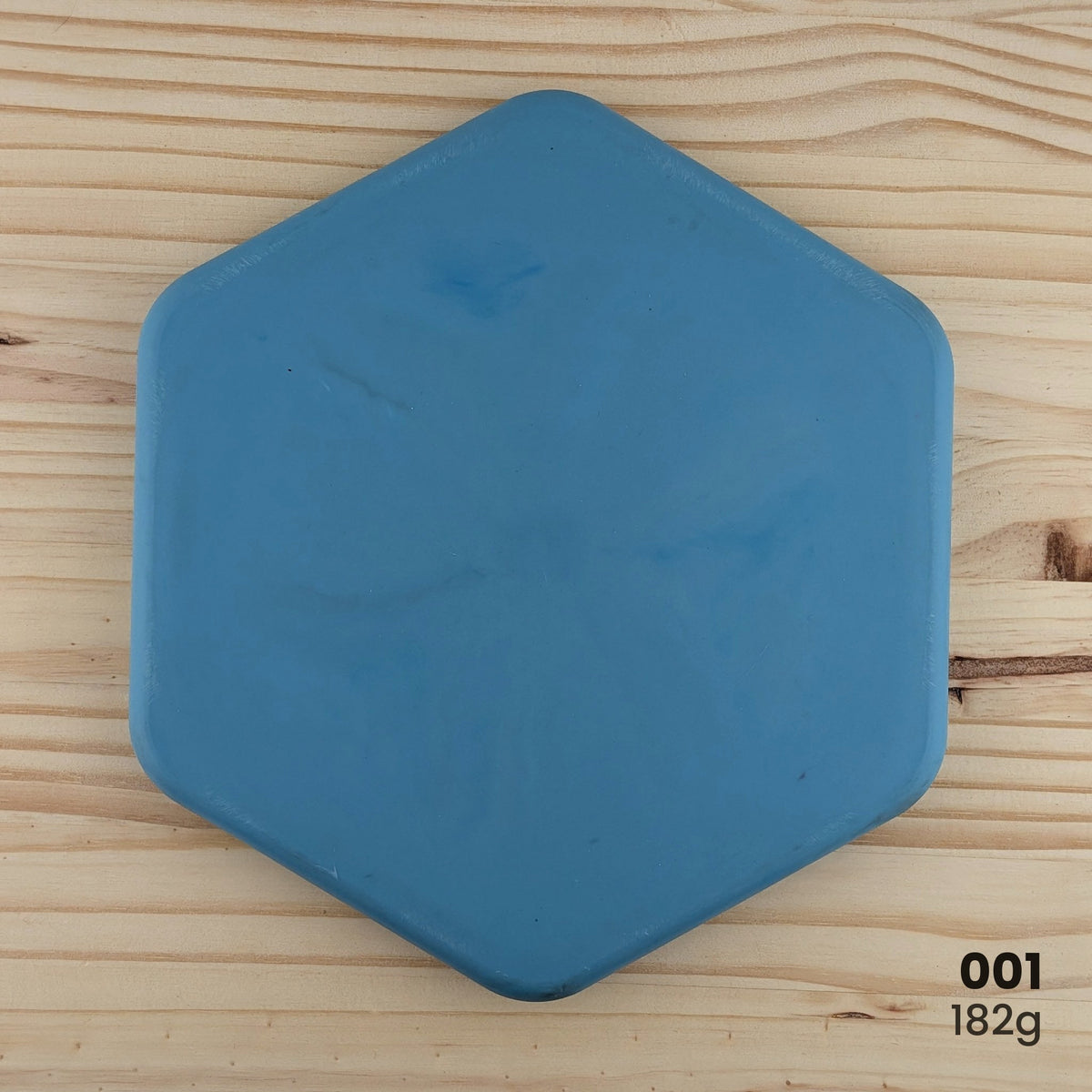 Trash Panda Hexagon premium recycled putt and approach disc, slot 001, 182g, blue