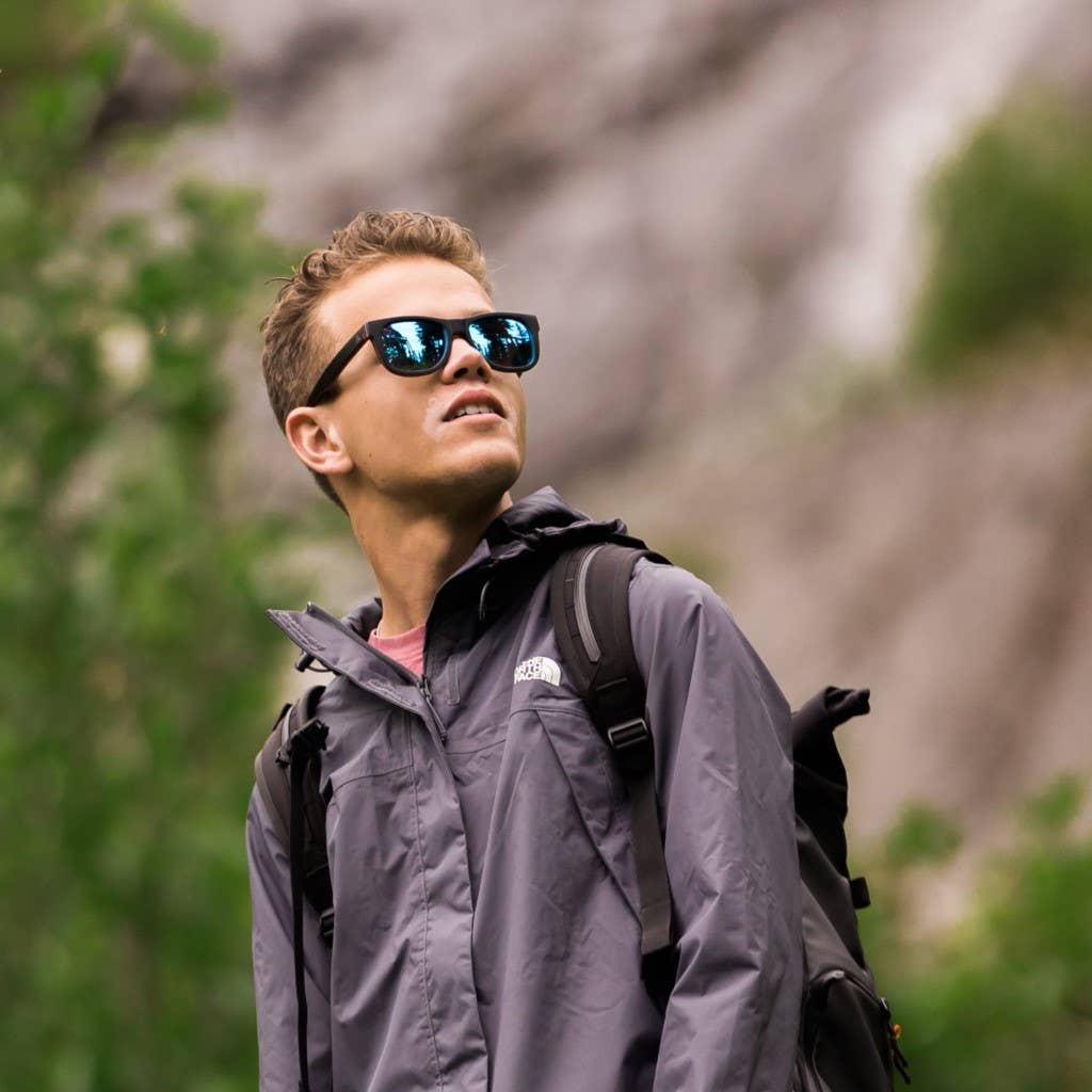 ollie-black - WUDN polarized sunglasses from upcycled skatedeck wood in ollie-black